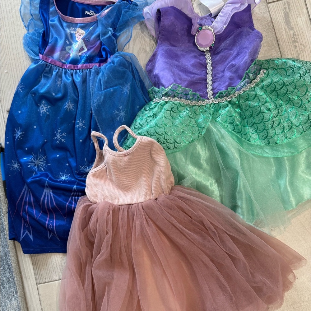 Disney girls size2 dresses (2), tutu dress